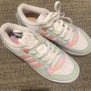 Tie-dye Adidas